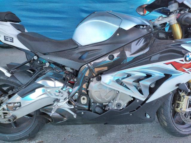 WB10D6003HZ710411 - 2017 BMW S 1000 RR TWO TONE photo 7