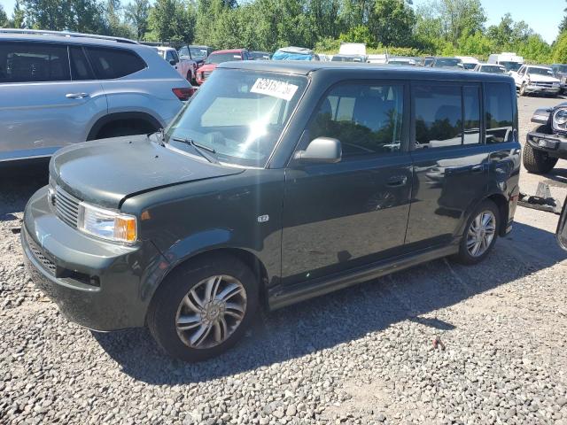 JTLKT324740146715 - 2004 TOYOTA SCION XB GREEN photo 1