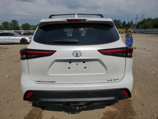 5TDGZRBH0NS256462 - 2022 TOYOTA HIGHLANDER XLE WHITE photo 6