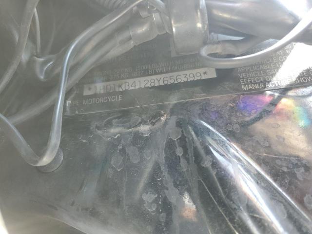 1HD1KB4128Y656399 - 2008 HARLEY-DAVIDSON FLHX WHITE photo 9