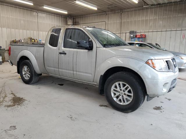 1N6AD0CWXJN752735 - 2018 NISSAN FRONTIER SV SILVER photo 4