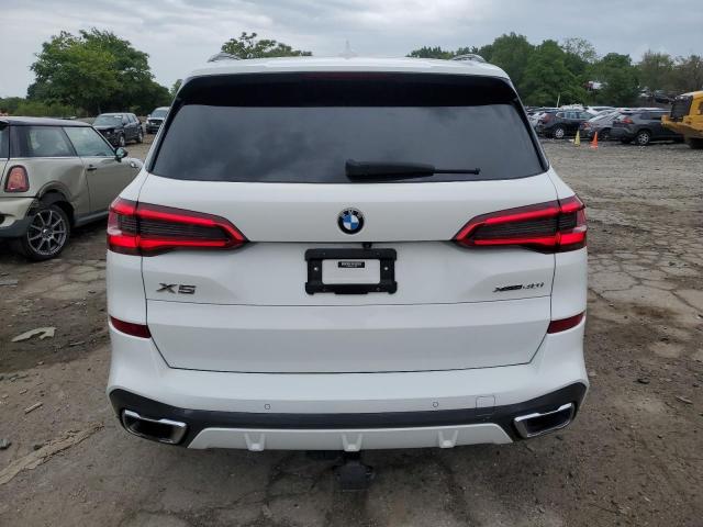 5UXCR6C51KLL13054 - 2019 BMW X5 XDRIVE40I WHITE photo 6