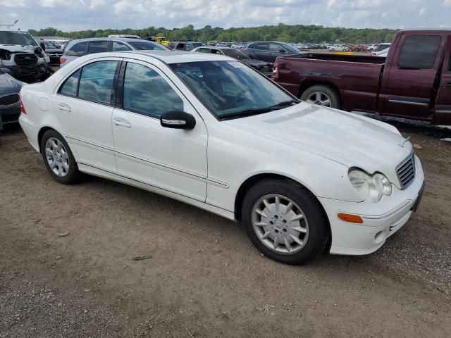 WDBRF92H26F829251 - 2006 MERCEDES-BENZ C 280 4MATIC WHITE photo 4