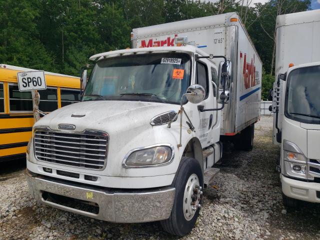 2005 FREIGHTLINER M2 106 MEDIUM DUTY, 