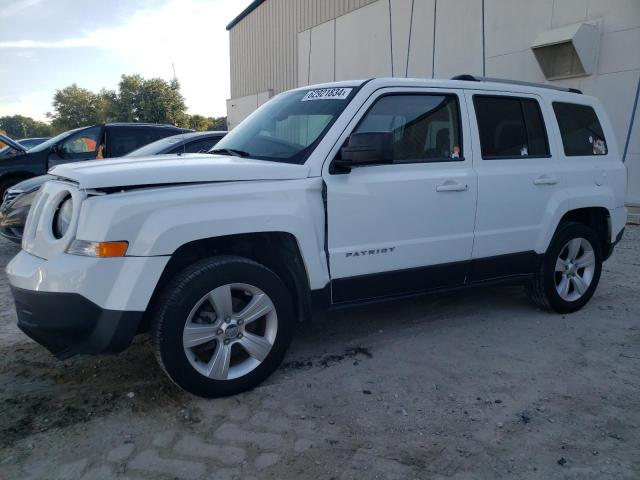 1C4NJPCB5ED805663 - 2014 JEEP PATRIOT LIMITED WHITE photo 1