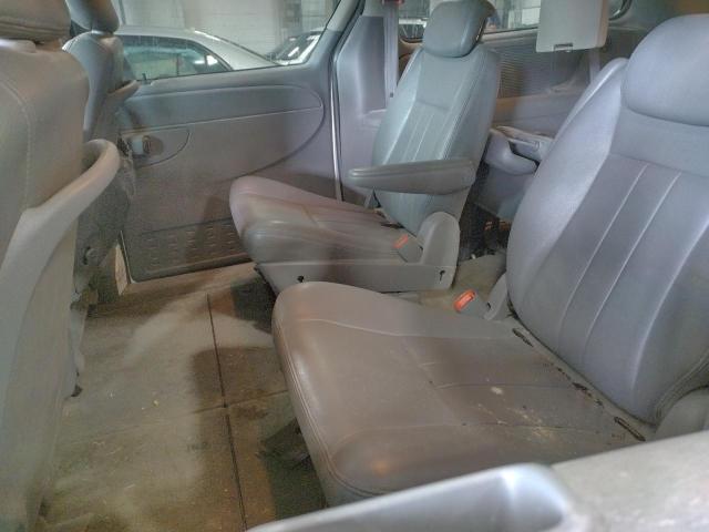 2C8GP54L85R258998 - 2005 CHRYSLER TOWN & COU TOURING 银色 照片 11