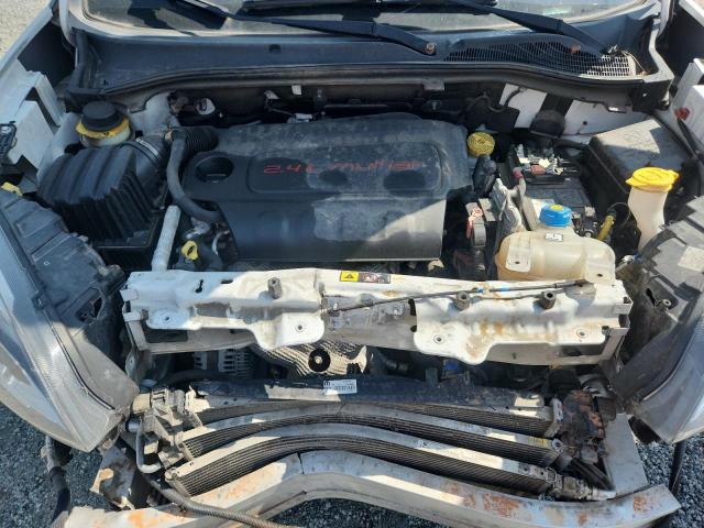 ZFBERFAB8J6H73334 - 2018 RAM PROMASTER WHITE photo 12