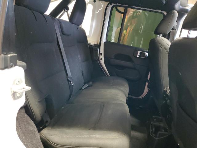 1C4HJXEN3LW172974 - 2020 JEEP WRANGLER U SAHARA WHITE photo 11