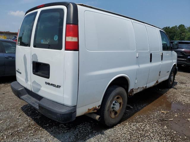 1GCGG25V761229613 - 2006 CHEVROLET EXPRESS G2 WHITE photo 3