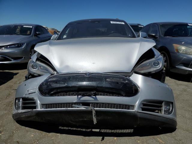 5YJSA1E22GF128581 - 2016 TESLA MODEL S ვერცხლისფერი ფოტო 5
