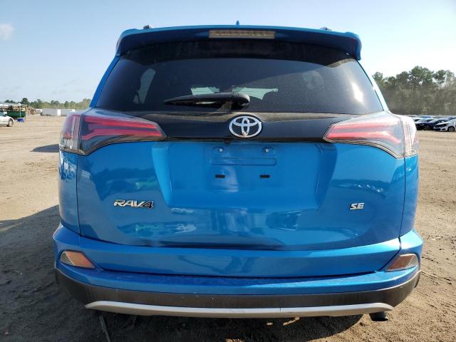 JTMNFREV0JD109808 - 2018 TOYOTA RAV4 SE BLUE photo 6