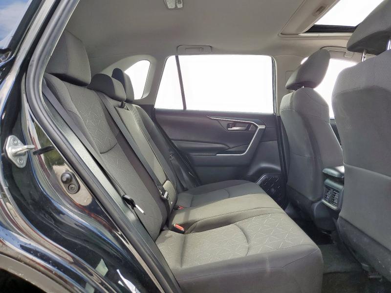 2T3W1RFV6KW013526 - 2019 TOYOTA RAV4 XLE Қара фото 11