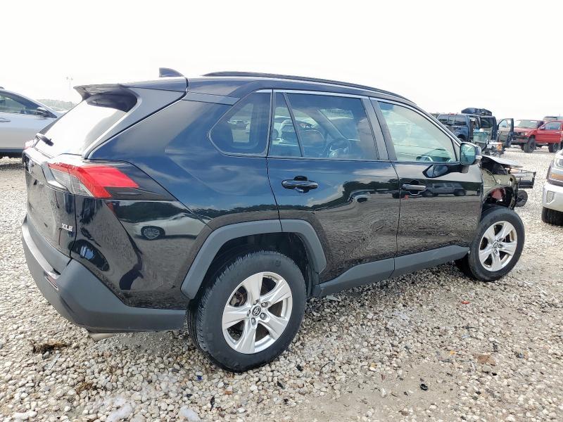 2T3W1RFV6KW013526 - 2019 TOYOTA RAV4 XLE Қара фото 3