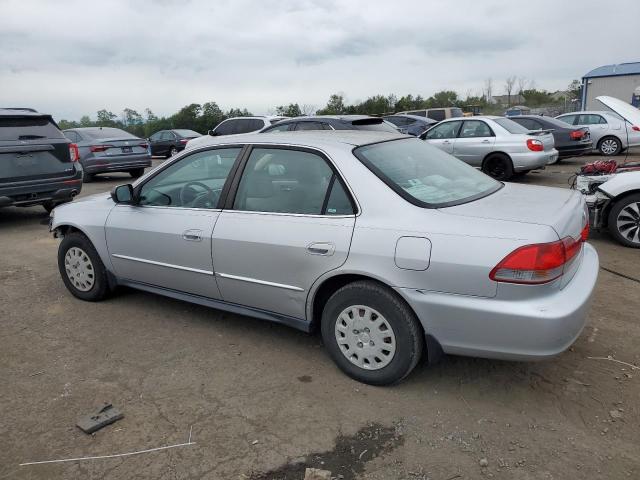 1HGCF86602A012475 - 2002 HONDA ACCORD VALUE SILVER photo 2