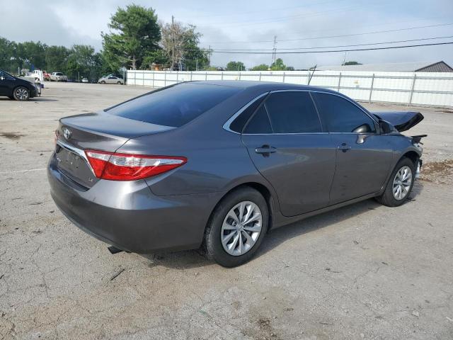 4T1BF1FK1HU617574 - 2017 TOYOTA CAMRY LE GRAY photo 3