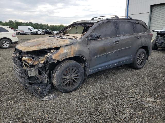 5TDJZRFH9JS497916 - 2018 TOYOTA HIGHLANDER SE BURN photo 1