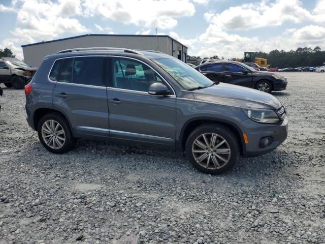 WVGAV3AX8EW542420 - 2014 VOLKSWAGEN TIGUAN S GRAY photo 4