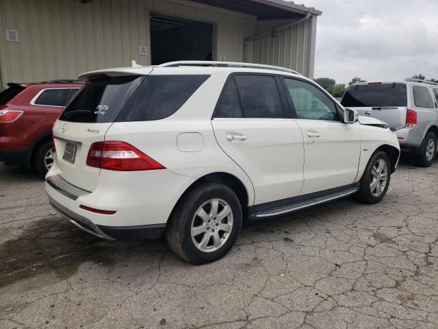 4JGDA5HB6CA024542 - 2012 MERCEDES-BENZ ML 350 4MATIC WHITE photo 3
