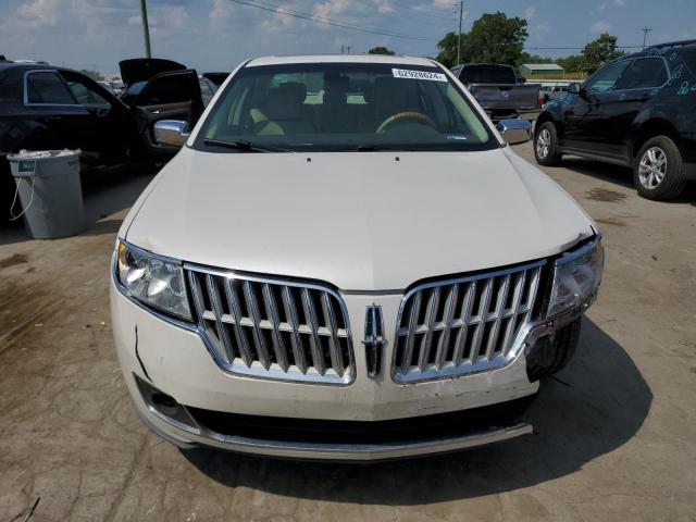 3LNHL2JC1CR811532 - 2012 LINCOLN MKZ WHITE photo 5