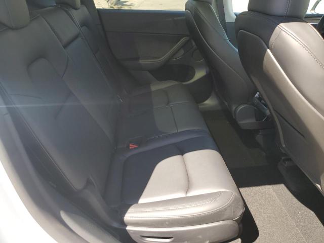 7SAYGAEE7RF101627 - 2024 TESLA MODEL Y 白色 照片 10