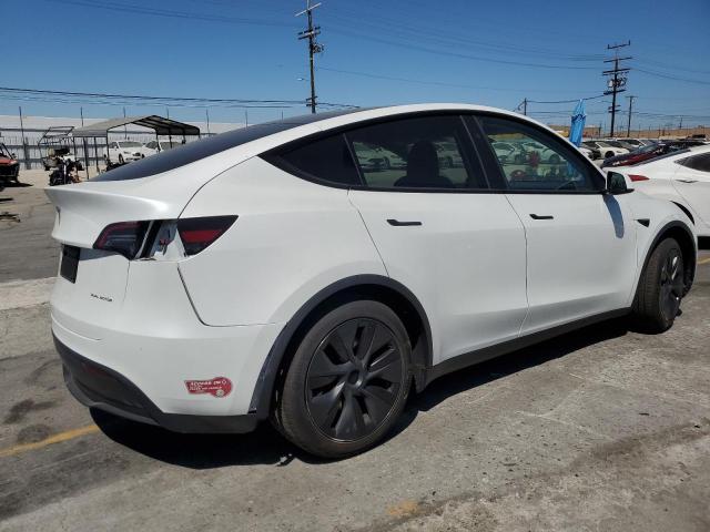 7SAYGAEE7RF101627 - 2024 TESLA MODEL Y 白色 照片 3