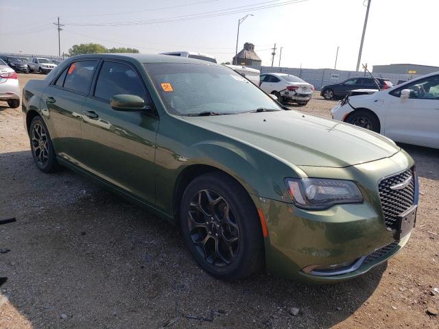 2C3CCAGG9JH191836 - 2018 CHRYSLER 300 S GREEN photo 4