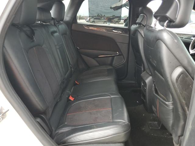 5LMCJ4C95GUJ15538 - 2016 LINCOLN MKC BLACK LABEL Biały zdjęcie 11