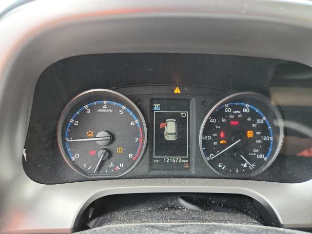 JTMWFREVXHJ715570 - 2017 TOYOTA RAV4 XLE WHITE photo 9