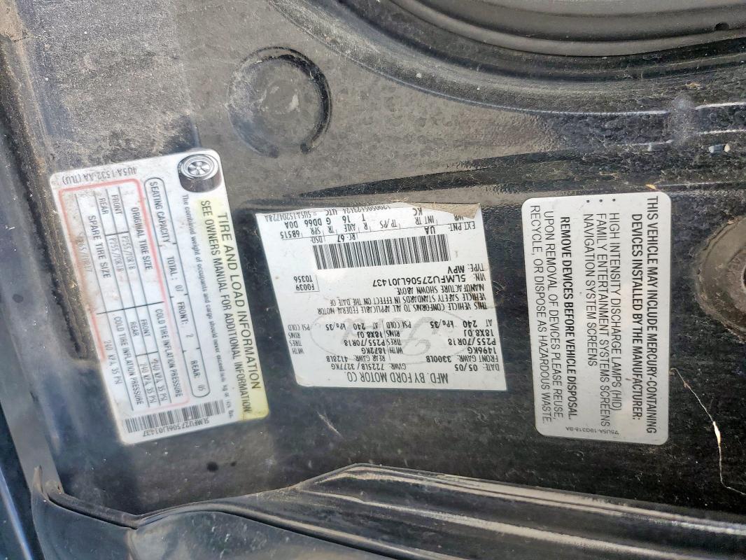 5LMFU27506LJ01437 - 2006 LINCOLN NAVIGATOR BLACK photo 13