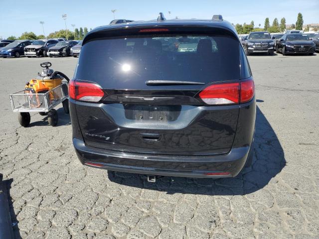 2C4RC1EGXJR168245 - 2018 CHRYSLER PACIFICA TOURING L PLUS BLACK photo 6