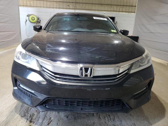 1HGCR2F52HA221303 - 2017 HONDA ACCORD SPORT أسود صورة 5