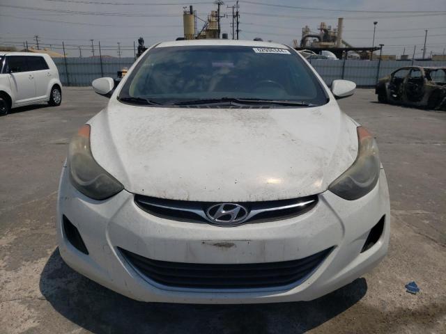 5NPDH4AE2DH326712 - 2013 HYUNDAI ELANTRA GLS WHITE photo 5