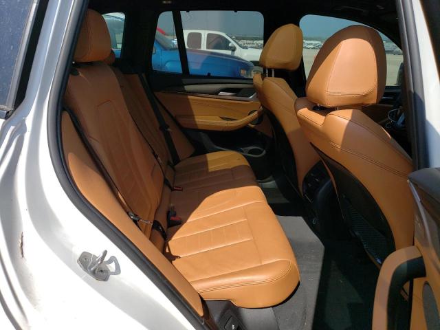 5UXTS3C50J0Y95070 - 2018 BMW X3 XDRIVEM40I თეთრი ფოტო 11