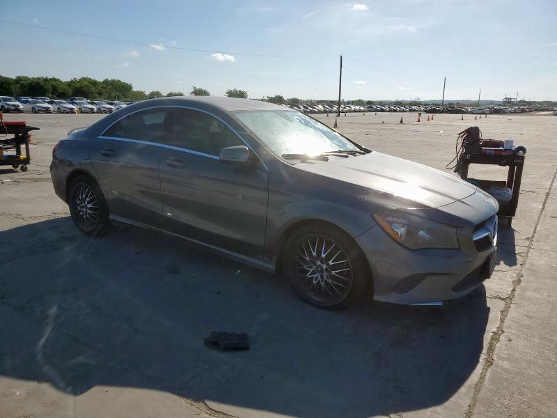 WDDSJ4EB1JN504803 - 2018 MERCEDES-BENZ CLA 250 رمادي صورة 4