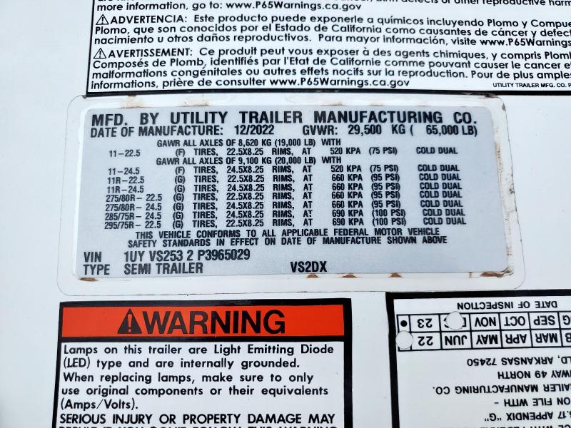 1UYV2532P3965029 - 2023 UTILITY VS2DX WHITE photo 10