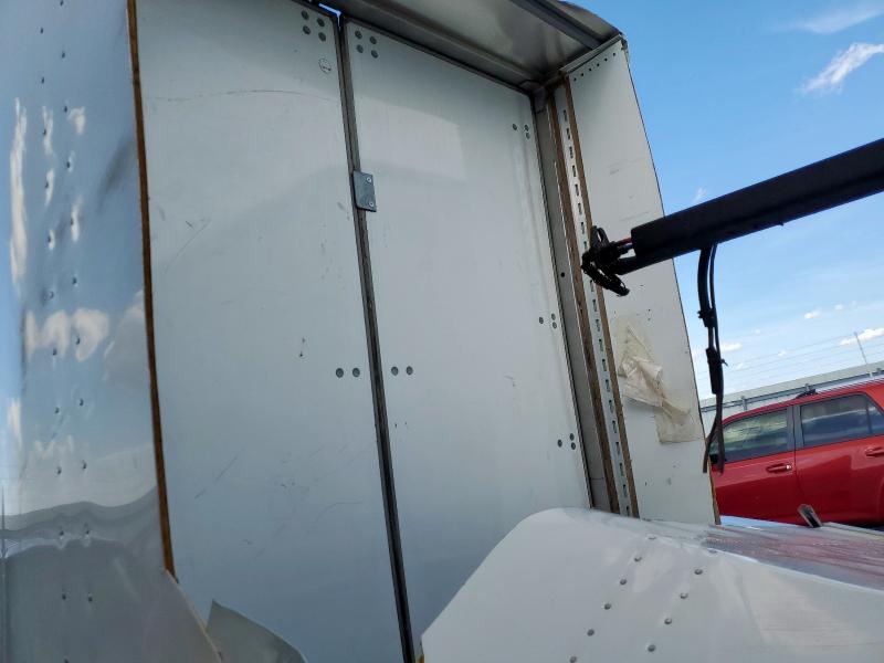 1UYV2532P3965029 - 2023 UTILITY VS2DX WHITE photo 6