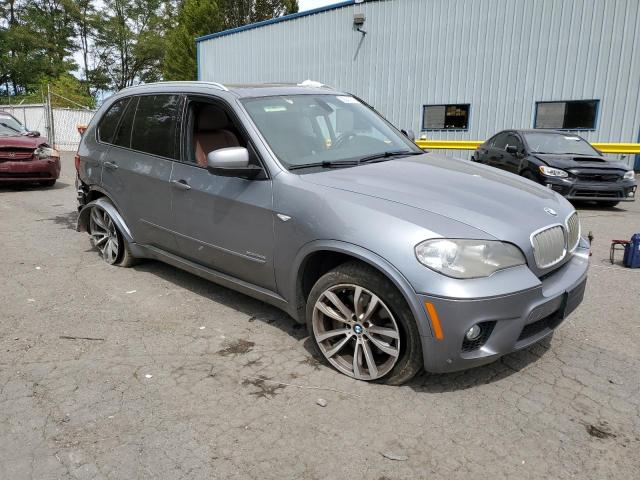 5UXZV8C57DL426415 - 2013 BMW X5 XDRIVE50I GRAY photo 4