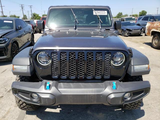 1C4JJXN68PW672550 - 2023 JEEP WRANGLER 4XE CHARCOAL photo 5