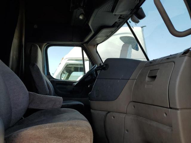 3AKJGLDRXHSHR5773 - 2017 FREIGHTLINER CASCADIA 1 BLUE photo 5