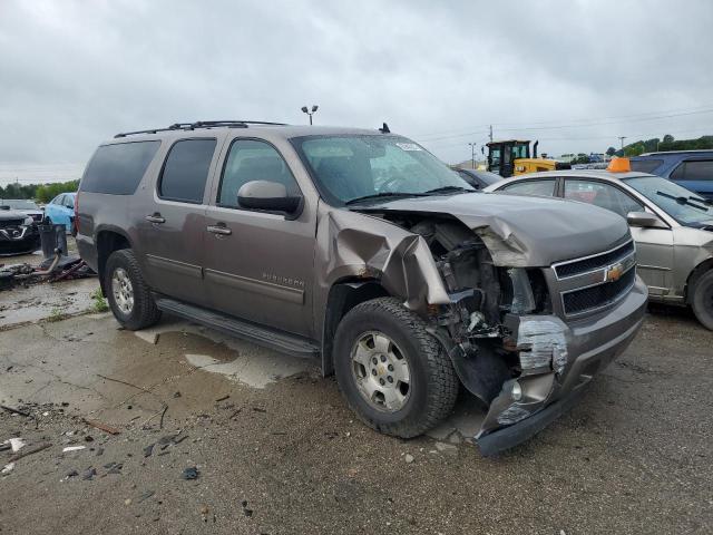 1GNSKJE3XBR399212 - 2011 CHEVROLET SUBURBAN K1500 LT TAN photo 4