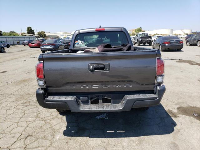 5TFRX5GNXJX129485 - 2018 TOYOTA TACOMA ACCESS CAB ნაცრისფერი ფოტო 6