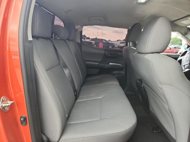 5TFCZ5AN9HX058878 - 2017 TOYOTA TACOMA DOUBLE CAB ORANGE photo 10
