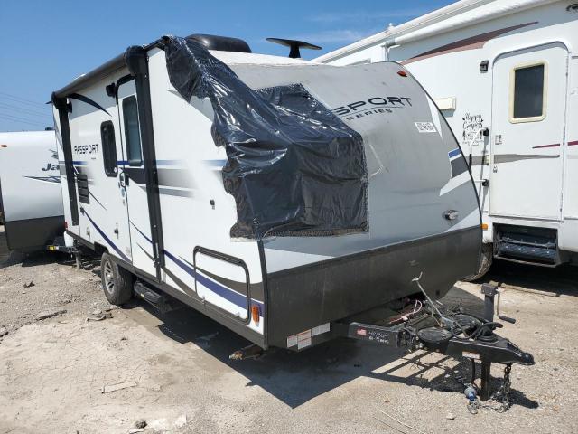 4YDT17511KK414364 - 2019 KEYSTONE PASSPORT WHITE photo 1