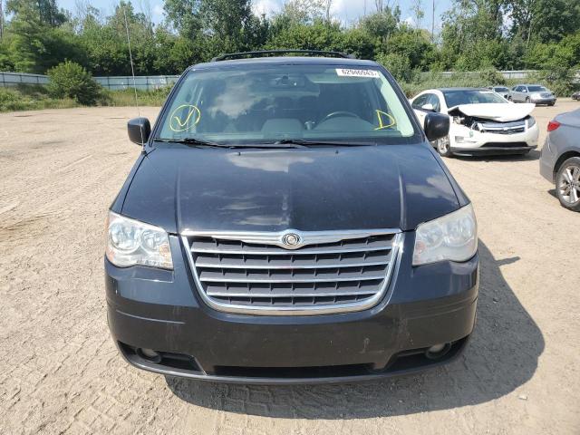 2A4RR5D10AR286396 - 2010 CHRYSLER TOWN & COU TOURING შავი ფოტო 5