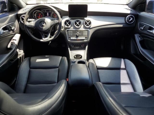 WDDSJ4EB6JN655457 - 2018 MERCEDES-BENZ CLA 250 შავი ფოტო 8