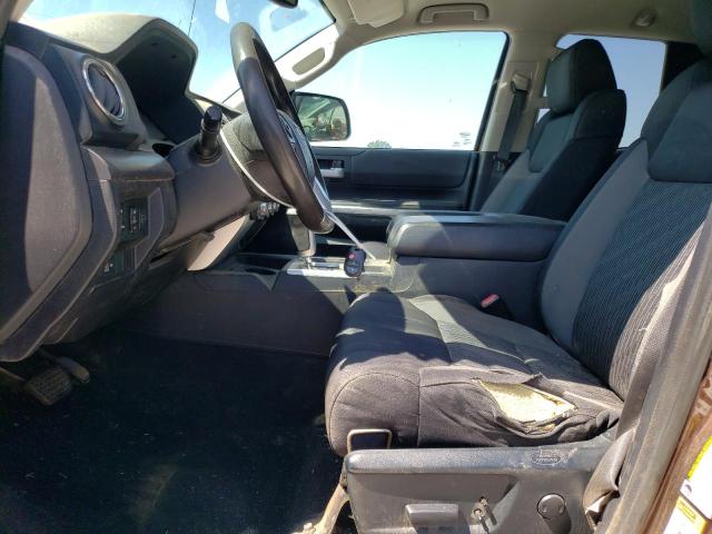 5TFUW5F16GX555713 - 2016 TOYOTA TUNDRA DOUBLE CAB SR/SR5 BROWN photo 7