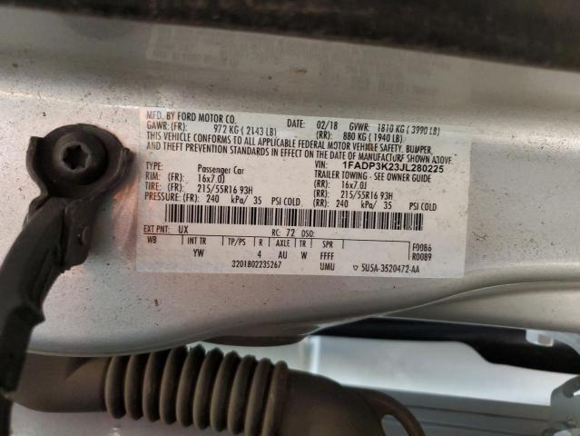 1FADP3K23JL280225 - 2018 FORD FOCUS SE 银色 照片 12