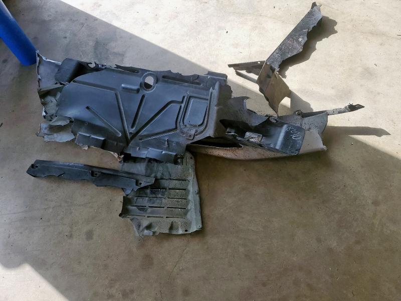 JM1NB353130301353 - 2003 MAZDA MX-5 MIATA BASE SILVER photo 12