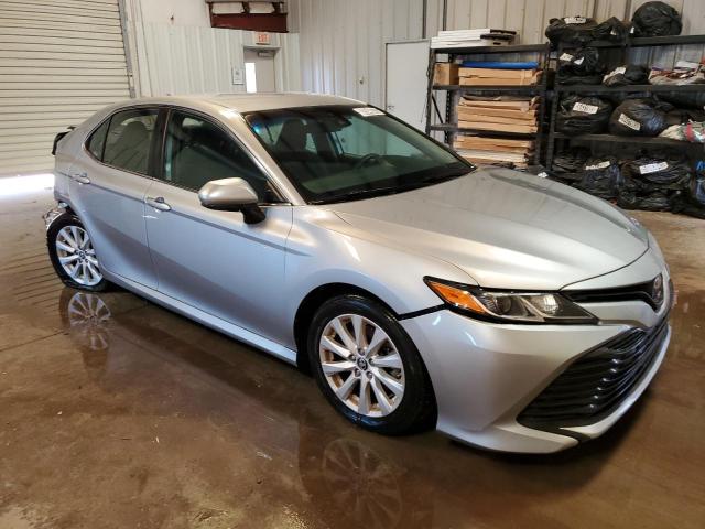 4T1B11HK3KU789916 - 2019 TOYOTA CAMRY L SILVER photo 4