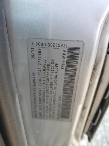 WV2KB47052H012845 - 2002 VOLKSWAGEN EUROVAN GLS SILVER photo 13